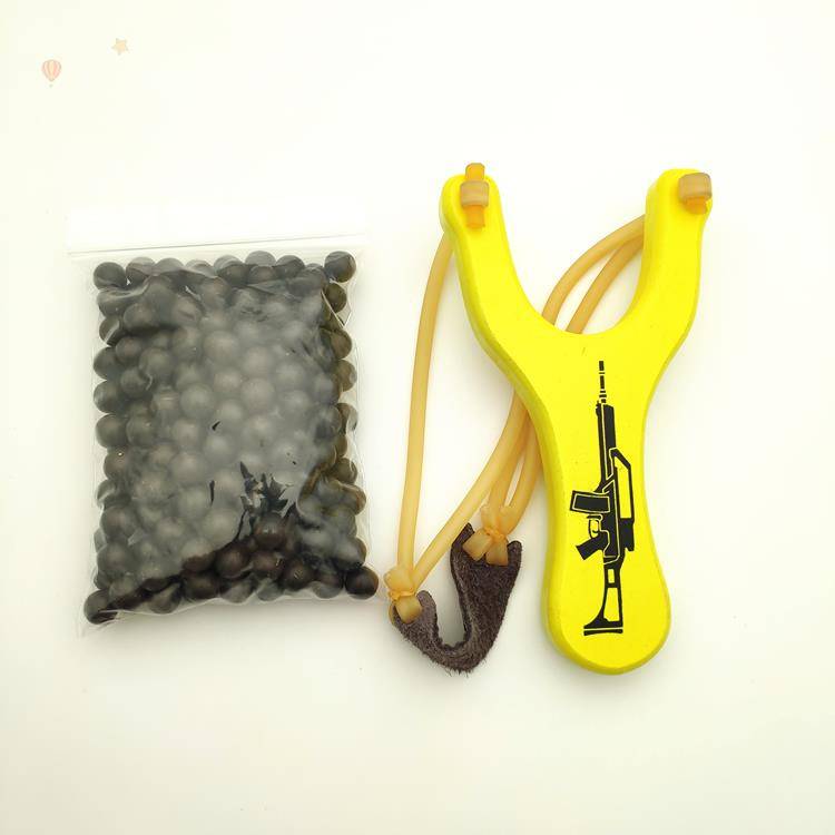 Yellow slingshot + 200 mudballs